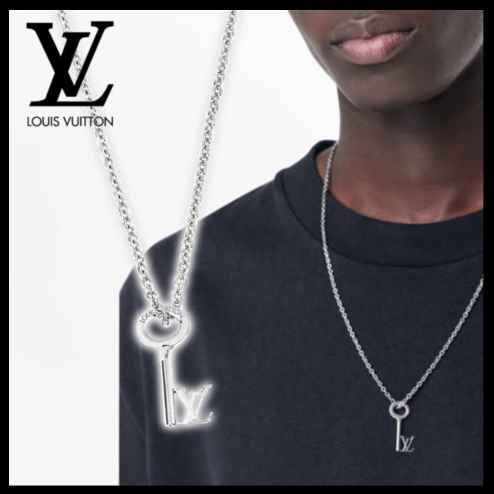 【お洒落 国内発】ペンダント LV キー シルバー ネックレス 鍵