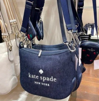 kate spadeロージーチェリー刺繍コインケースデニムクロスボディ