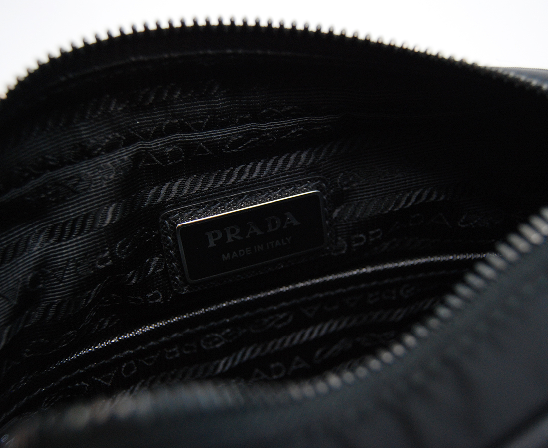 関税負担なし☆PRADA RE-NYLON ナイロン クロスボディバッグ 関税負担なし☆PRADA RE-NYLON ナイロン クロスボディバッグ