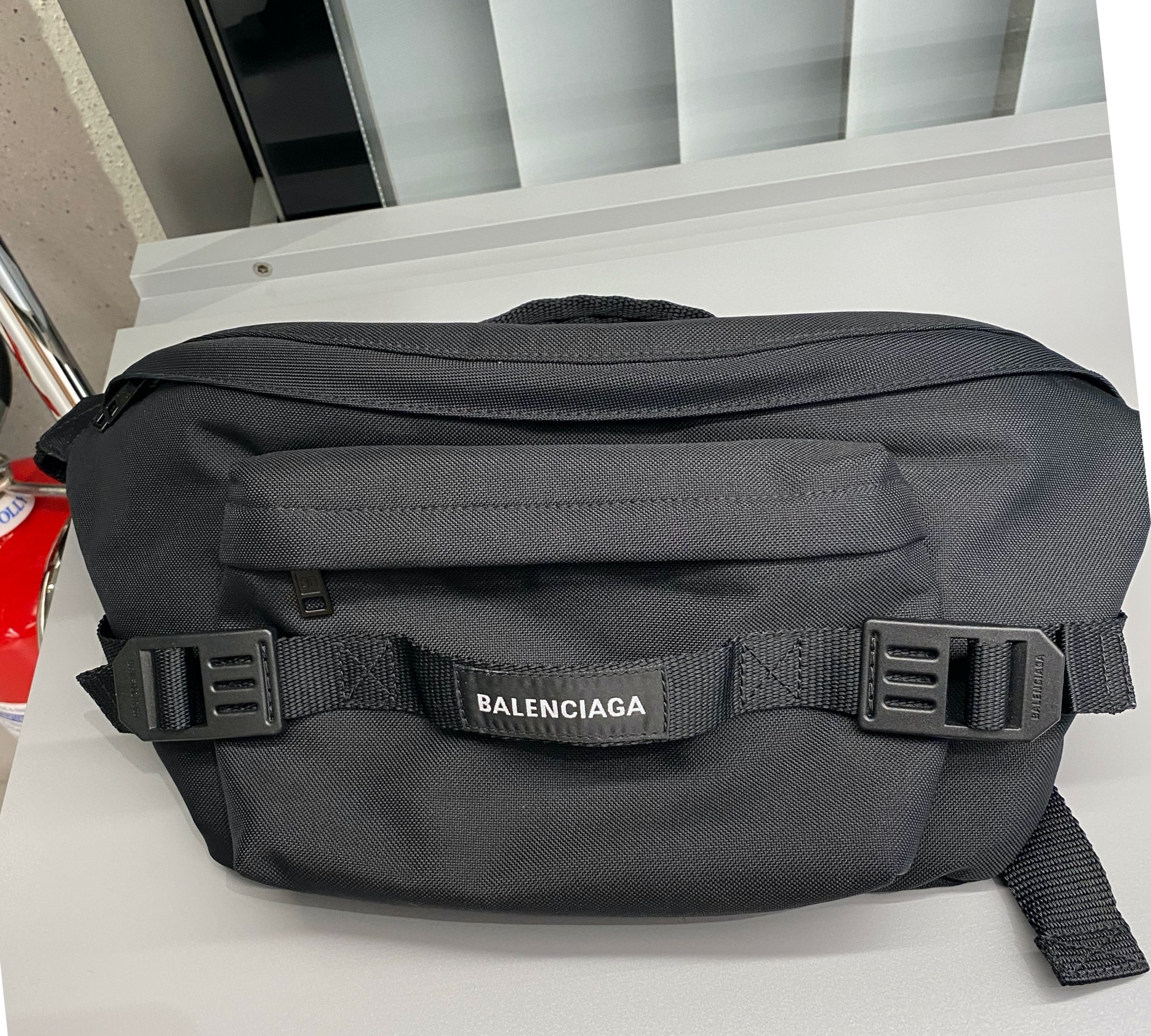 関税込☆BALENCIAGA☆ARMY ラージベルトバッグ (BALENCIAGA/バッグ ...