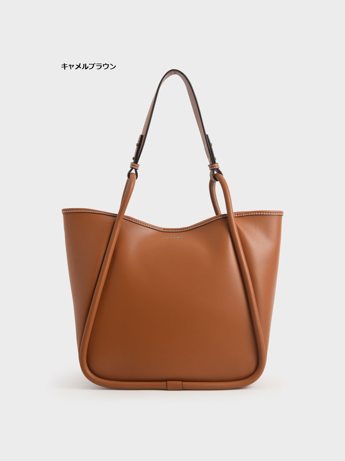 台湾 CHARLES&KEITH Ivette トートバッグ CHARLES ＆ KEITH トートバッグ Ivette イヴェット ウーブン