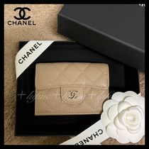 【上品カラーで大人の女性に♡】CHANEL 三つ折り財布