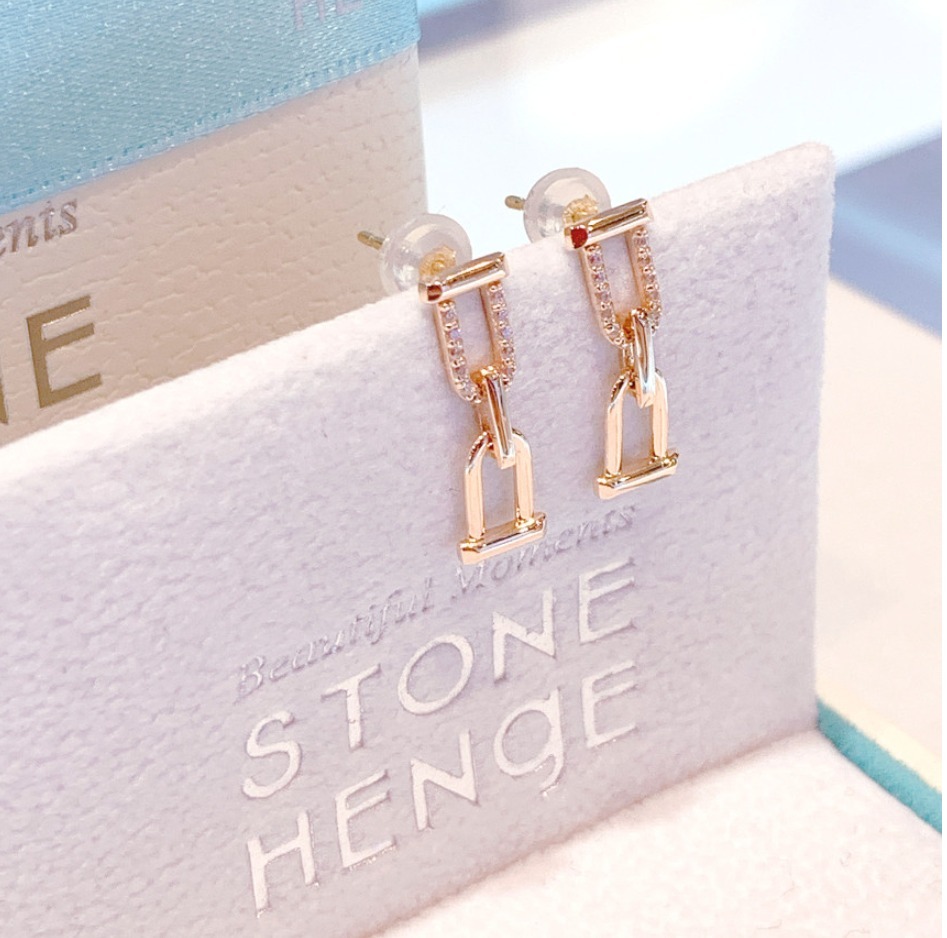 ★送料・関税込★STONE HENgE★14K U Lock U0085 ピアス★ ☆韓国の人気☆【STONE HENgE】☆14K U Lock U0085 ピア.ス