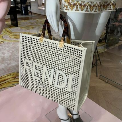 FENDI x トートバッグ(レディース) - 海外通販のBUYMA