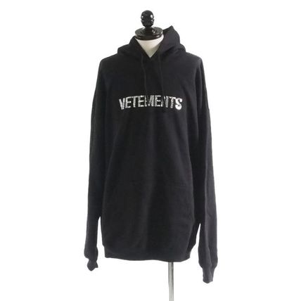 VETEMENTS x パーカー・フーディ(メンズ)|新作を海外通販【BUYMA】 VETEMENTS x パーカー・フーディ(メンズ)|新作を海外通販【BUYMA】