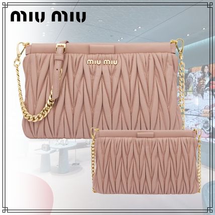 MiuMiu x クラッチバッグ(レディース)|新作を海外通販【BUYMA】
