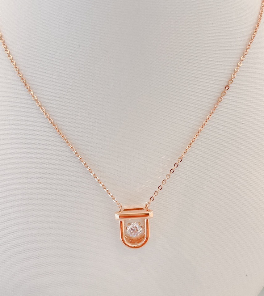 ☆韓国の人気☆【STONE HENgE】☆U Lock 14K N0133 necklac.e