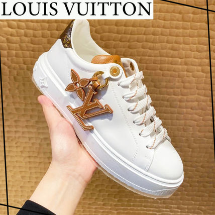 fast Louis Steps Vuitton But Casual Simple Style To 12 Street Style Easy To Plain Office Dress How Style - Elegant Style - linguisticfactory.ai