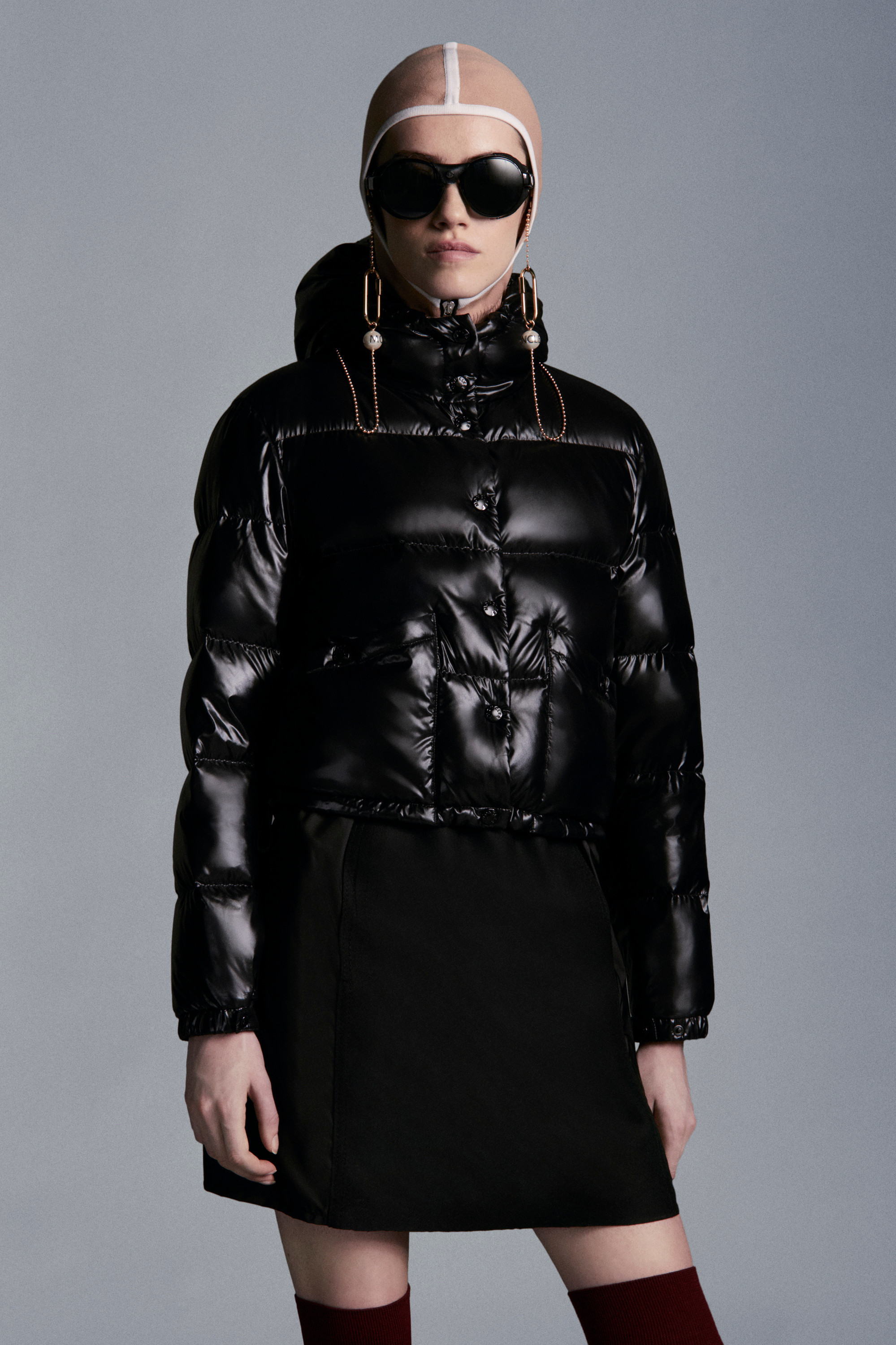 MONCLER2022/23秋冬新作 フード付きダウンジャケット BARDANETTE