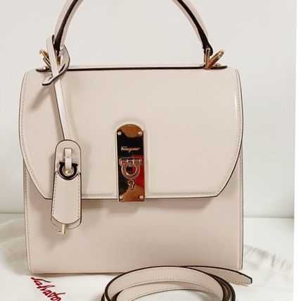 Salvatore Ferragamo x バッグ・カバン(レディース) - 海外通販のBUYMA