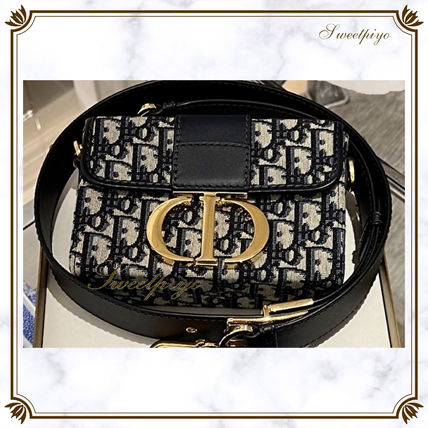 Shop Christian Dior DIOR OBLIQUE 30 MONTAIGNE BOX BAG by sweetピヨ