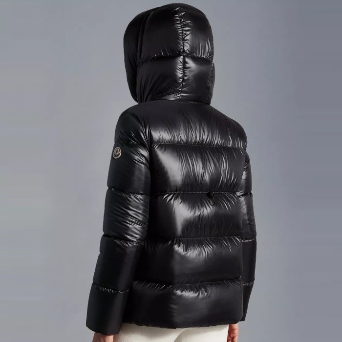 売切必至☆MONCLER Chambonショートダウンジャケット☆New