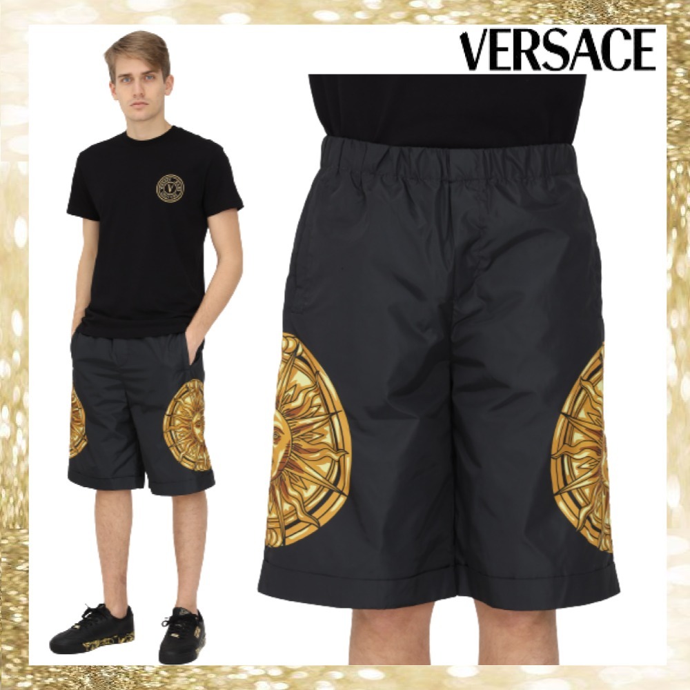 国内最安値! 関税込み VERSACE ヴェルサーチジーンズクチュールブラック水着 水着 国内最安値! 関税込み VERSACE ヴェルサーチジーンズクチュールブラック水着 水着