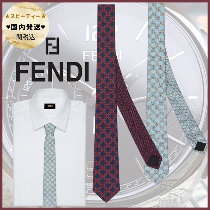 新品、未使用 クリスマスプレゼント グラフィックモチーフ☆【FENDI