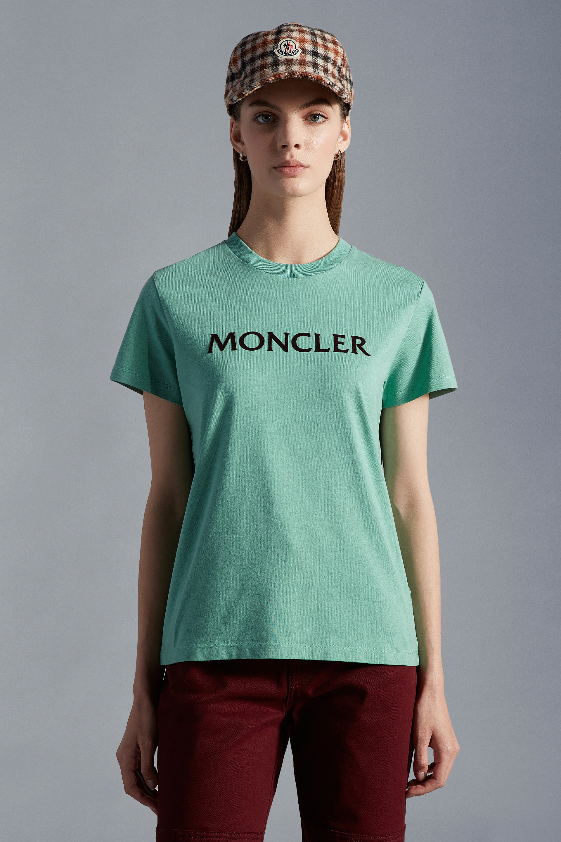 MONCLER2022/23秋冬新作 レタリングロゴ入りクルーネックTシャツ MONCLER2022/23秋冬 レタリングロゴ入りクルーネック半袖Tシャツ