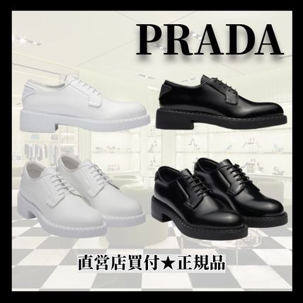 イタリア PRADA x フラットシューズ(レディース) - 海外通販のBUYMA
