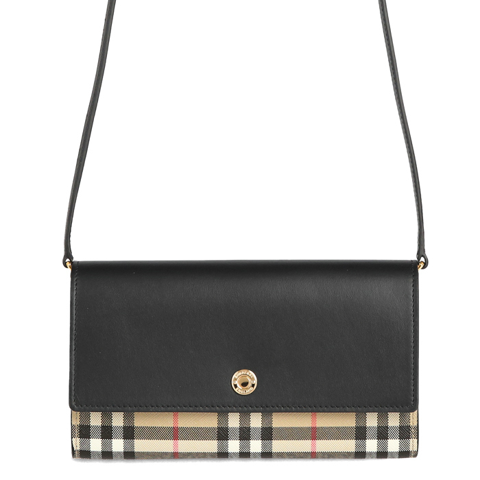 【BURBERRY】 Detachable Wallet Crossbody Bag