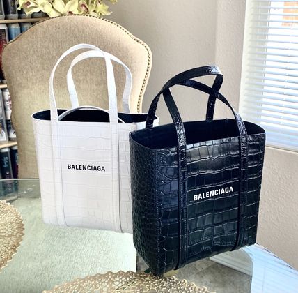 BALENCIAGA(バレンシアガ) トートバッグ(レディース) - 海外通販のBUYMA