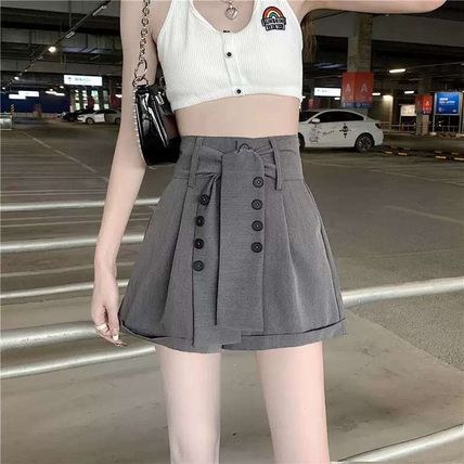 LOUIS VUITTON ミニスカート風プリーツショートパンツ サイド金ボタン 激安オンラインショップ LOUIS サイド金ボタン ミニスカート風プリーツショートパンツ VUITTON ショートパンツ