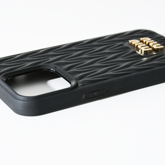 【国内即発】MIU MIU マテラッセレザー iPhone13Pro用カバー