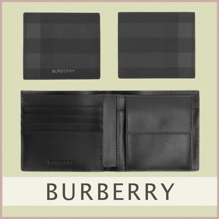 二つ折り Burberry x 折りたたみ財布(メンズ) - 海外通販のBUYMA