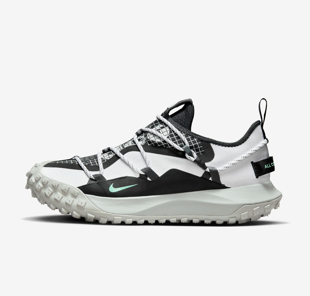 関税込★NIKE★ACG Mountain Fly Low SE White and Black★23-30