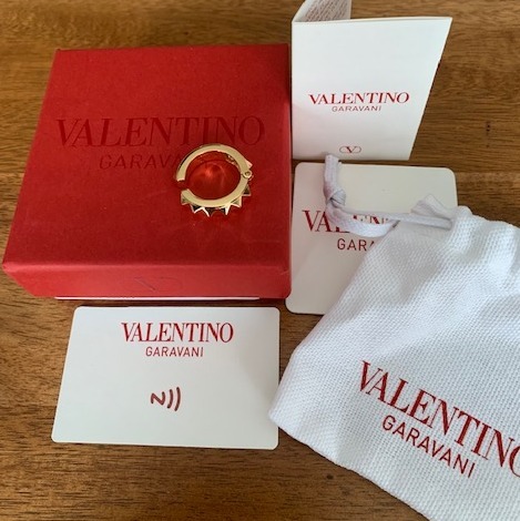 VALENTINO☆ロックスタッズ メタル シングルイヤーカフ 三越伊勢丹 | VALENTINO GARAVANI/ヴァレンティノ ガラヴァーニ