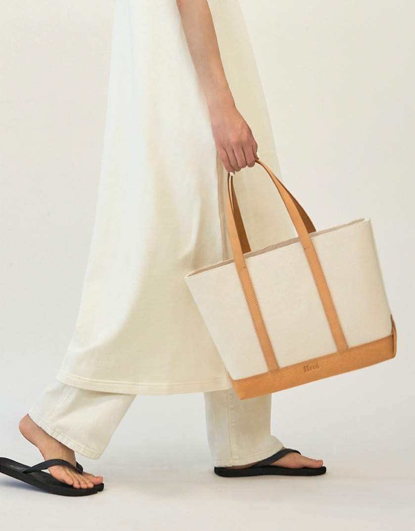 ☆韓国の人気☆【ffroi】☆ffroi canvas tote ba.g☆S size☆ ☆韓国の人気☆【ffroi】☆ffroi canvas tote ba.g☆S size