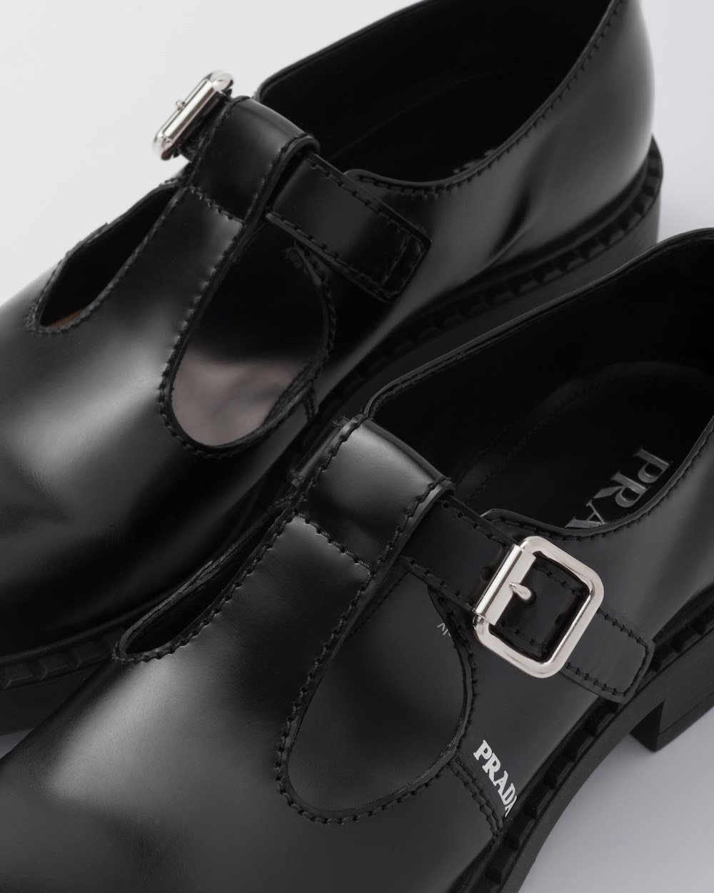 29cm PRADA ブラッシュドレザー メリージェーン Tストラップシューズ Prada - ブラッシュドレザー メリージェーンシューズ | HBX