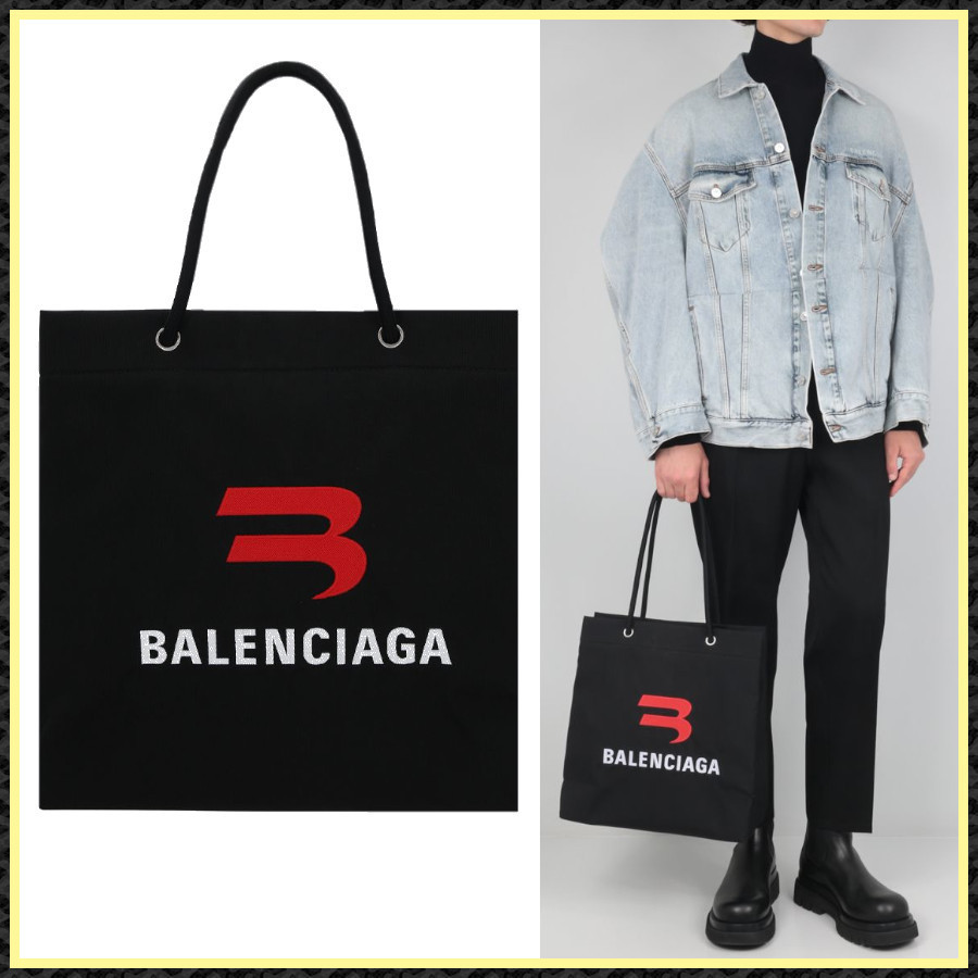 話題の行列
関送込/国内発【BALENCIAGA】Explorer スモール 刺繍 トート トートバッグ 話題の行列
関送込/国内発【BALENCIAGA】Explorer スモール 刺繍 トート トートバッグ