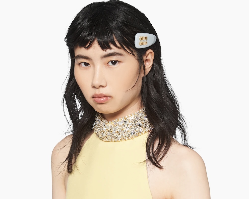 miumiu パテントレザーヘアクリップ - ヘアアクセサリー