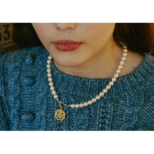 【VINTAGE HOLLYWOOD】SEVENTEEN着用Pixel Smile Pearl Necklace ☆SEVENTEEN ジョンハン着用☆人気☆Pixel Smile Pearl Necklace