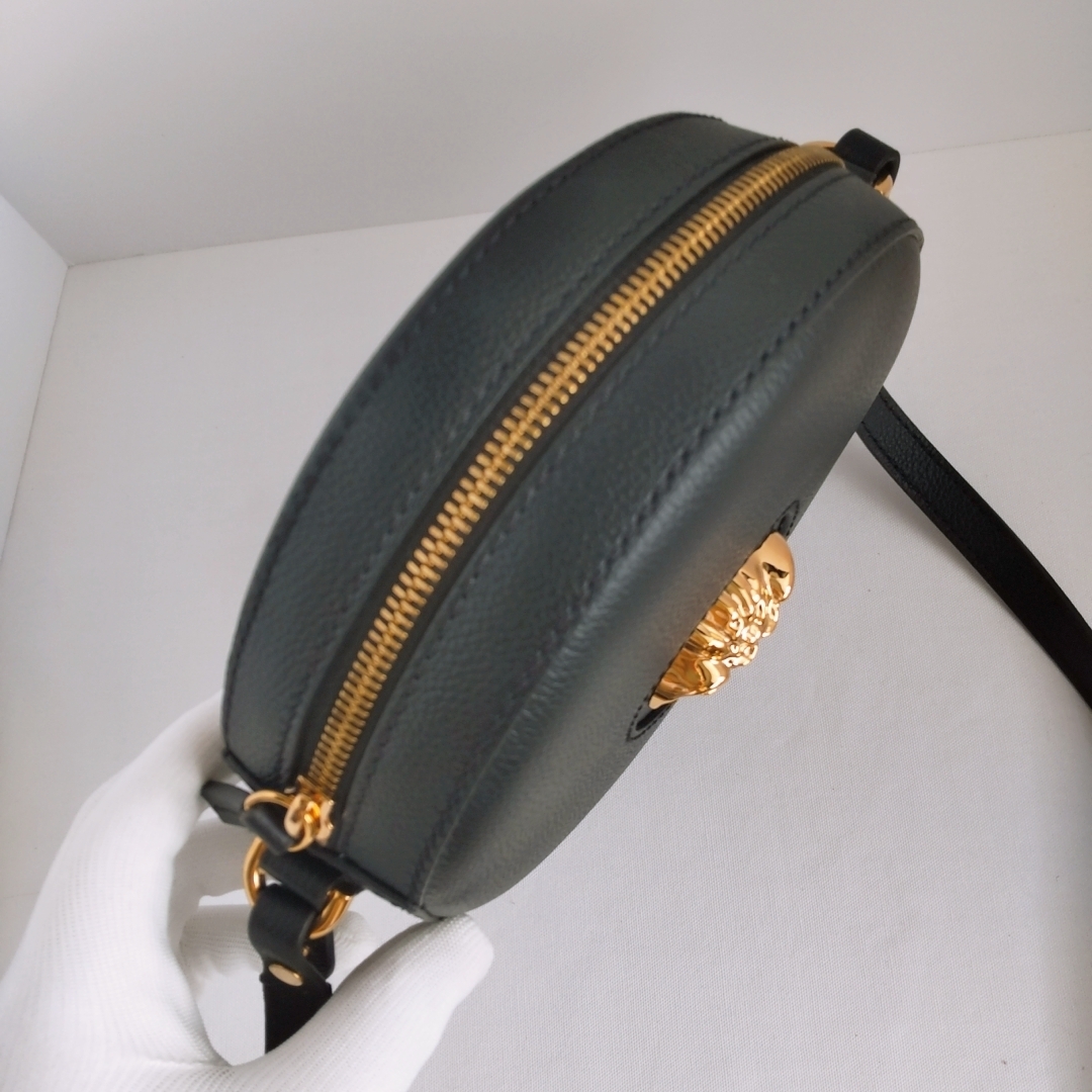 ☆VERSACE☆ラ メドゥーサ ラウンド クロスボディ バッグ レザー ...