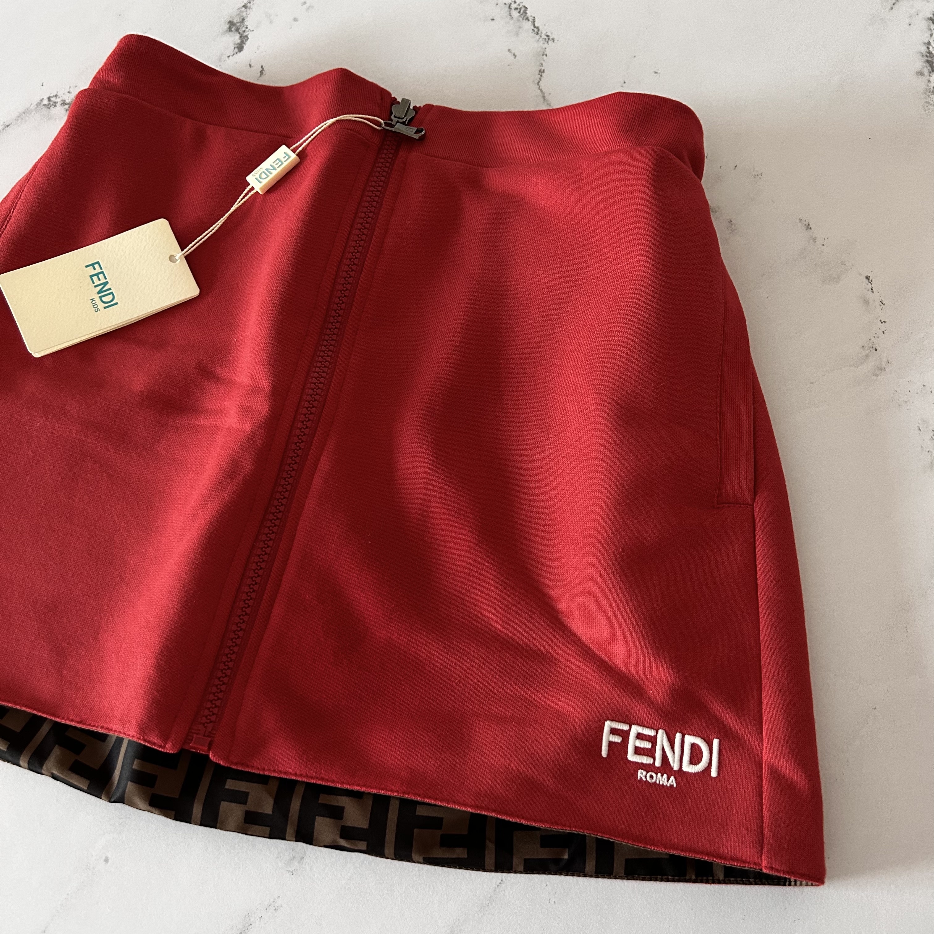 大人もOK【FENDI】リバーシブル★ジッパースカート 関税・送料込 大人もOK【FENDI】リバーシブル☆ジッパースカート 関税・送料込