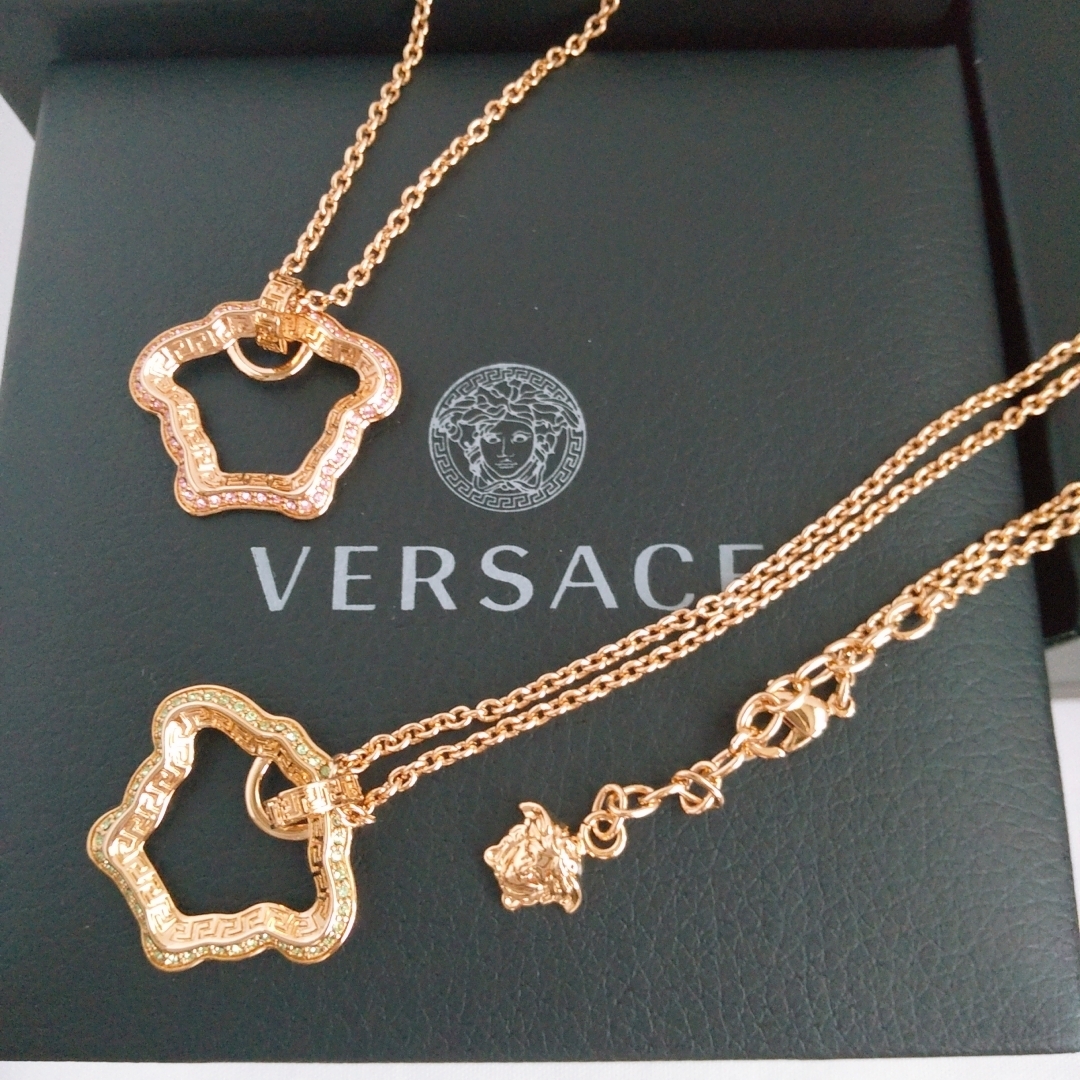 最終値下げ VERSACE グラ メデューサ カーブ ネックレス ヴェルサーチ-