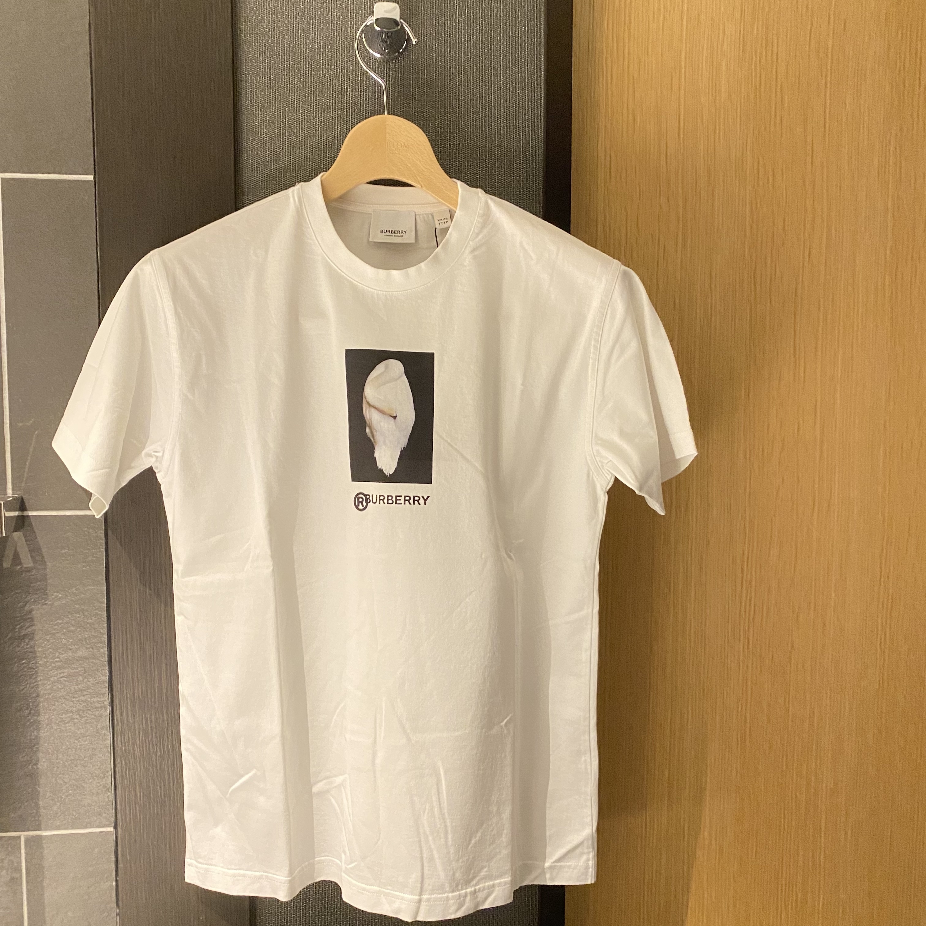 【国内即発送★関税込み】BURBERRY ロゴ オーバーサイズ Tシャツ