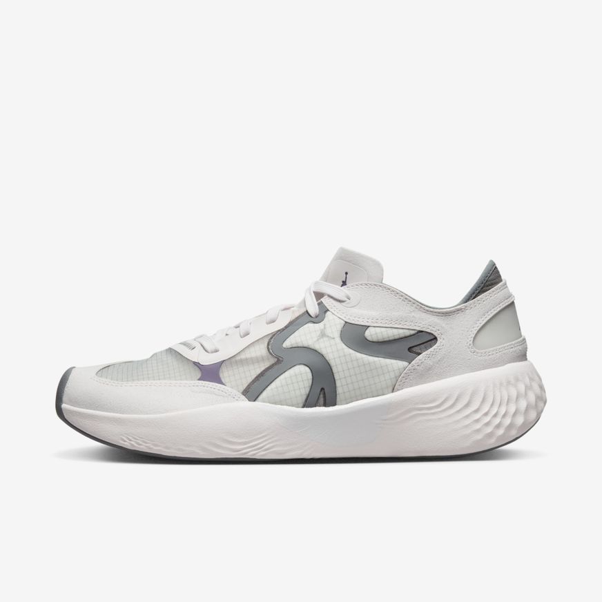 ナイキ ジョーダン ☆NIKE JORDAN ☆ DELTA 3 Low Basketball