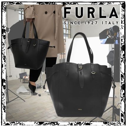 A4サイズ収納可 FURLA x バッグ・カバン(レディース) - 海外通販のBUYMA