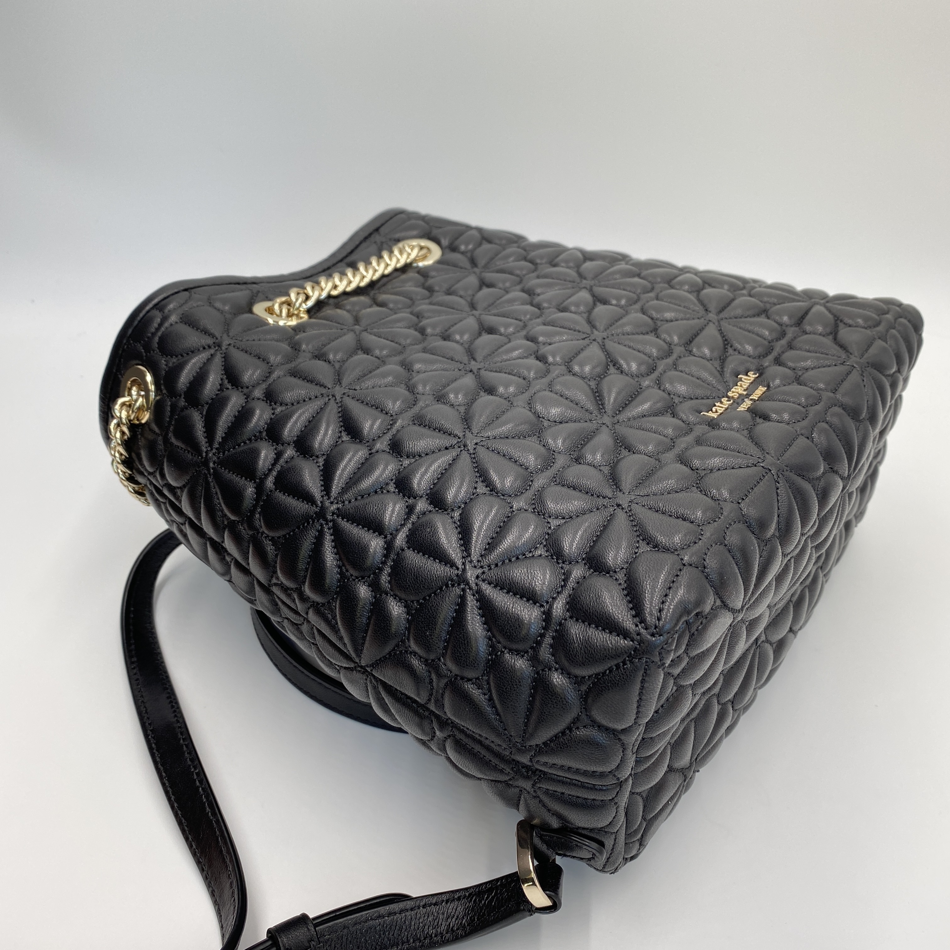 完売品＋関税込★KATE SPADE★bloom medium backpack K4370*即発 完売品＋関税込☆KATE SPADE☆bloom medium backpack K4370*即発