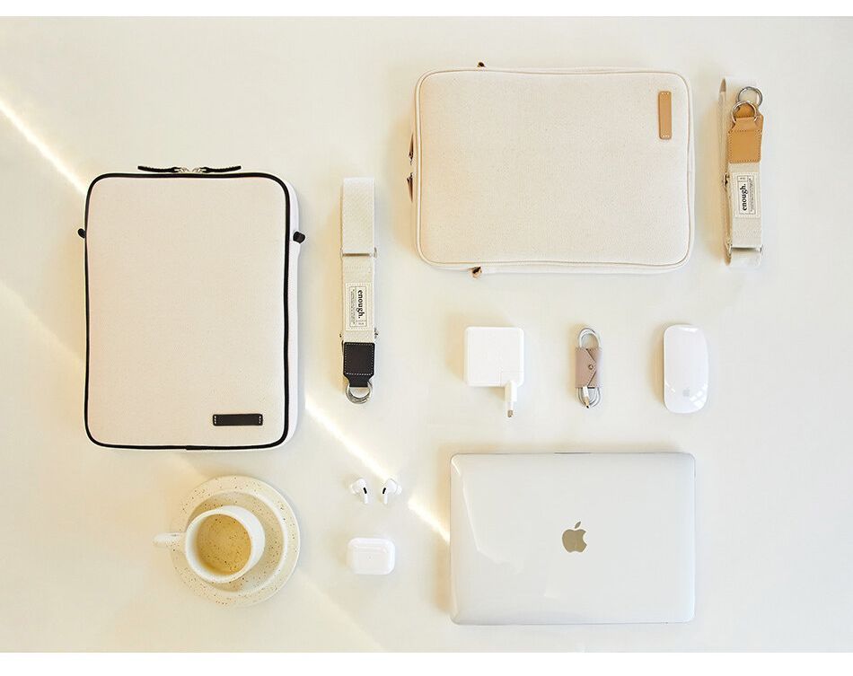 ☆韓国の人気☆【OLA】☆ENOUGH LEATHER LAPTOP BA.G 13インチ☆ OLA☆韓国☆ショルダー ENOUGH LEATHER LAPTOP BAG 13インチ