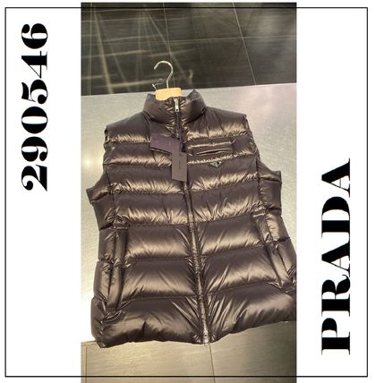 PRADA ダウン　ベスト　レディース用