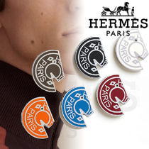 HERMES バッジ Carrousel