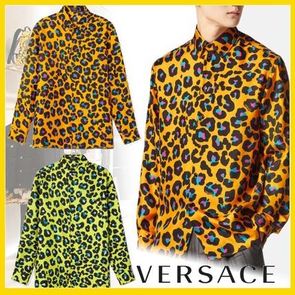 レオパード(ヒョウ柄) VERSACE x シャツ(メンズ) - 海外通販のBUYMA