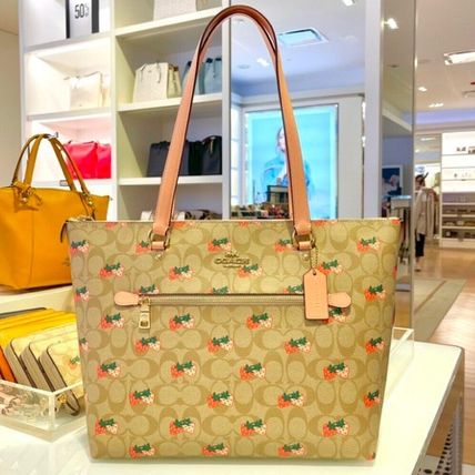 トロピカル柄 Coach x バッグ・カバン(レディース) - 海外通販のBUYMA トロピカル柄 Coach x バッグ・カバン(レディース) - 海外通販のBUYMA