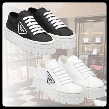 プラットフォーム PRADA x スニーカー(レディース)|新作を海外通販 プラットフォーム PRADA x スニーカー(レディース)|新作を海外通販