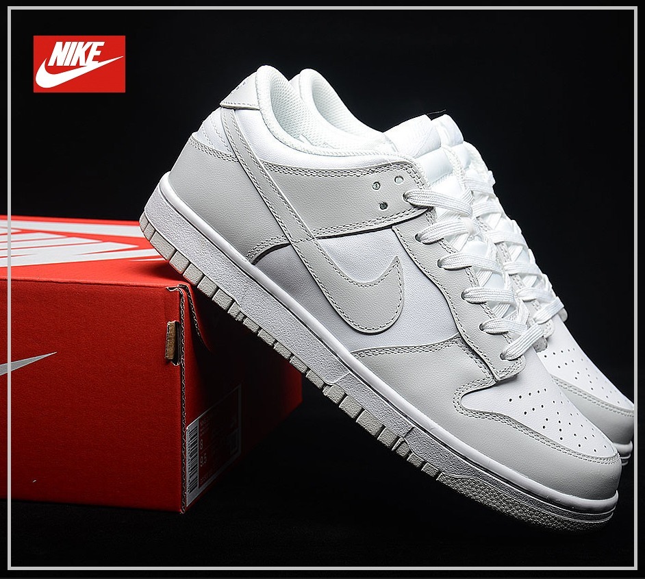 希少♪ 激レア♪注目の NIKE DUNK LOW RETRO GREY FOG ★ 送料込