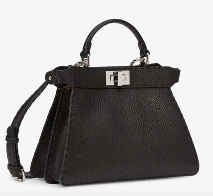 ブラック(黒)系 FENDI PEEKABOO x ハンドバッグ(レディース) - 海外