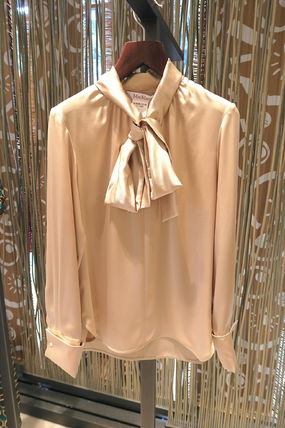 シルク Max Mara x ブラウス・シャツ(レディース) - 海外通販のBUYMA