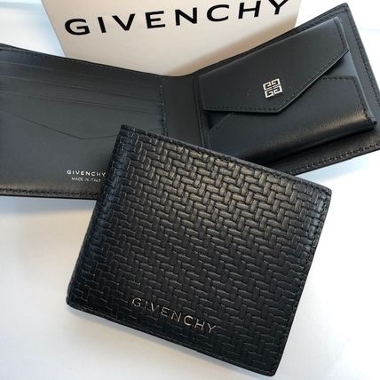 GIVENCHY x 折りたたみ財布(メンズ)|新作を海外通販【BUYMA】