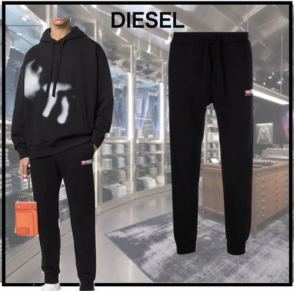DIESEL x スウェットパンツ(メンズ)|新作を海外通販【BUYMA】